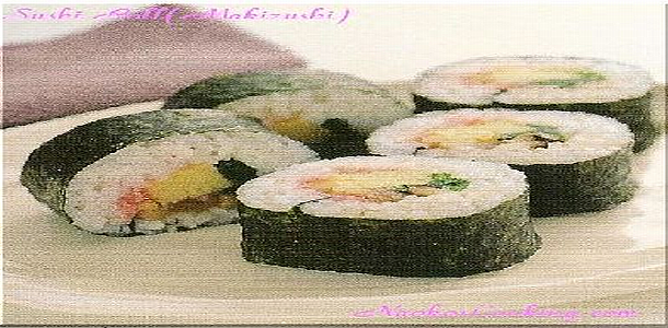 Making Japanese Sushi Roll (Maki Zushi)