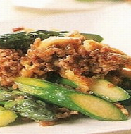 Fried Ground Pork with Asparagus ひき肉とアスパラの炒め物