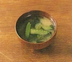 miso-soup-snow-peaswakame