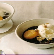 Sweet Red Beans Soup with Ice Cream