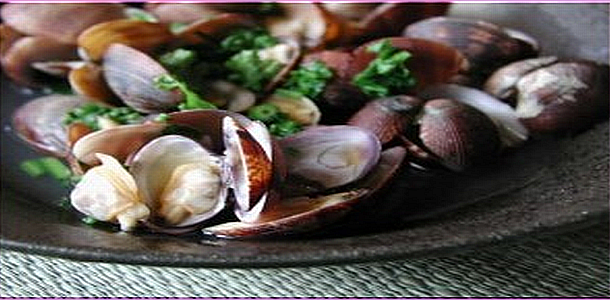 Sake Steamed Clams あさりの酒蒸し