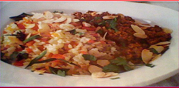 Vegetable Pilaf with Spicy Meat Sauce 野菜ピラフスパイシーミートソース添え.png