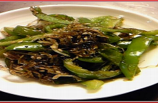 Pepper and Dried Young Sardine with Fried Simmer