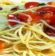 Cold Pasta with Tomato and Basil