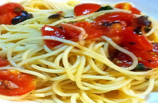 Cold Pasta with Tomato and Basil