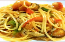 Spaghetti with Prawn and Vegetables